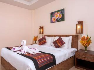 Kata Silver Sand Hotel by Eazy