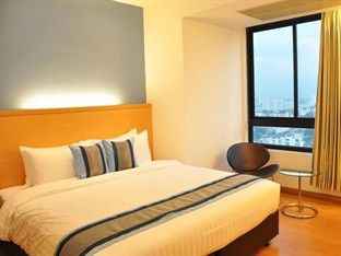 イヤリン@トゥック チャン ラチャヨーティン ホテル