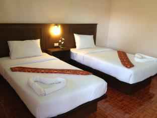 Hana Lanta Resort