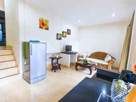 オアシス ハクナ マタタ