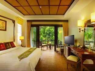 ノラ ビーチ リゾート & スパ