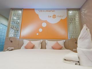 The Tint at Phuket Town Hotel