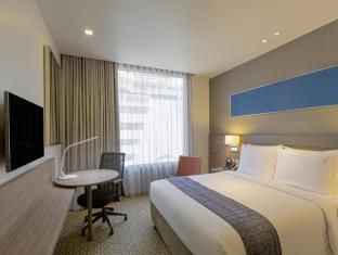 Holiday Inn Express Bangkok Sathorn